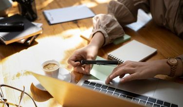 Singapore vs Hong Kong: Which Is Best for Running a Business?