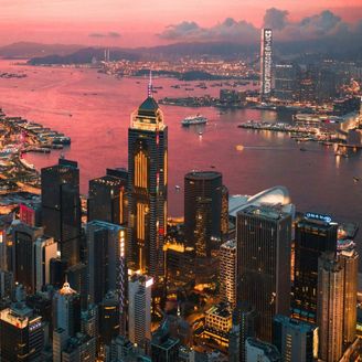 Setting Up a Company in Hong Kong From the US: 2024 Straightforward Guide