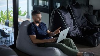 cs-content-anton-with-laptop.jpg